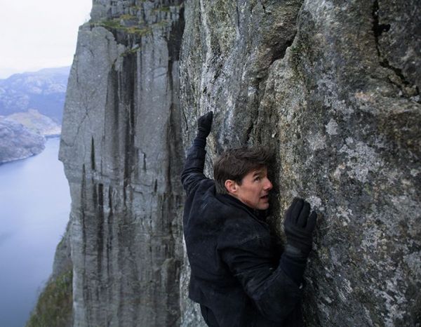 Βρετανία : Εξαιρούνται από την καραντίνα οι… σταρ του Χόλιγουντ