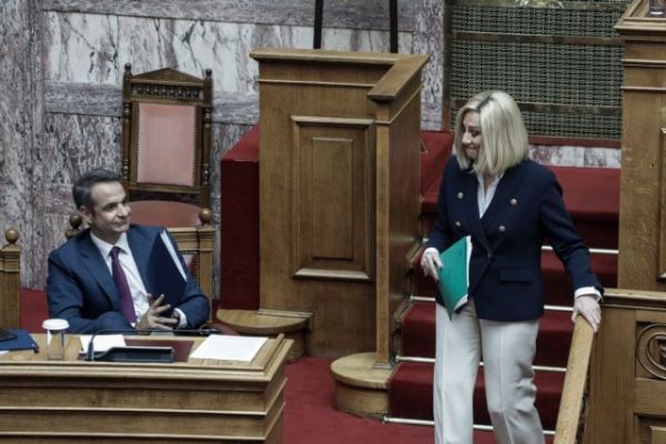 Διαδηλώσεις: Ψηφίζεται το ν/σ αύριο στην βουλή – Ρωγμές στο ΚΙΝΑΛ από το deal με τη ΝΔ