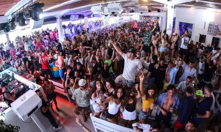 Κοροναϊός: Καμπανάκι Σύψα – «Τα στοιχεία είναι ανησυχητικά, μη γίνουμε Σερβία»