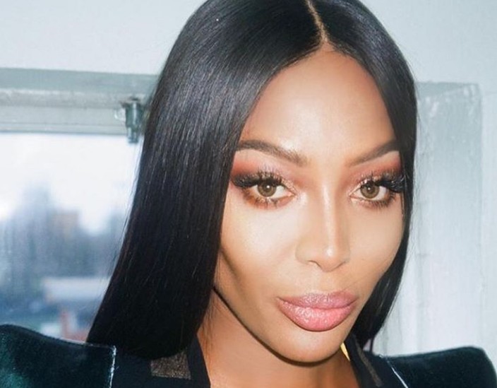 Ναόμι Κάμπελ : Επικό throwback – Mαθήματα μπιλιάρδου με… δωδεκάποντα