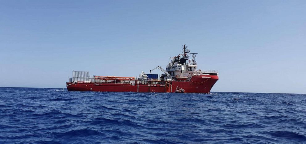 Πανικός στο Ocean Viking : Ξεσηκώθηκαν οι μετανάστες – Κινδυνεύει το πλήρωμα