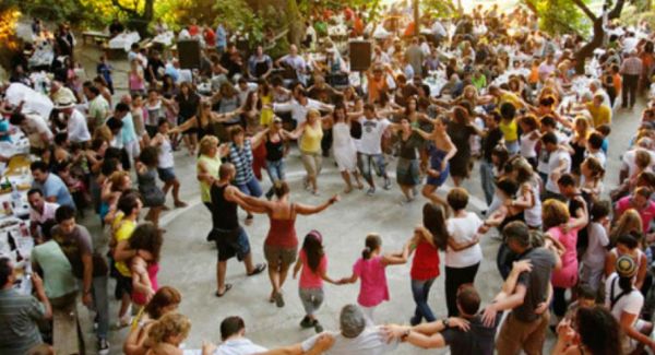 Είμαστε μια χώρα για τα… πανηγύρια ή να το δούμε φέτος αλλιώς;