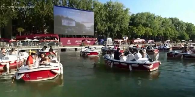 Γαλλία : Πλωτό θερινό σινεμά στον Σηκουάνα λόγω κοροναϊού