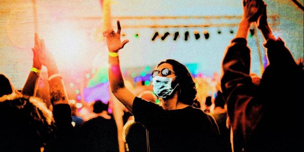 ΕΙΝΑΠ : «Μάσκες και στα πάρτι – Nα τις φοράμε και να χορεύουμε»