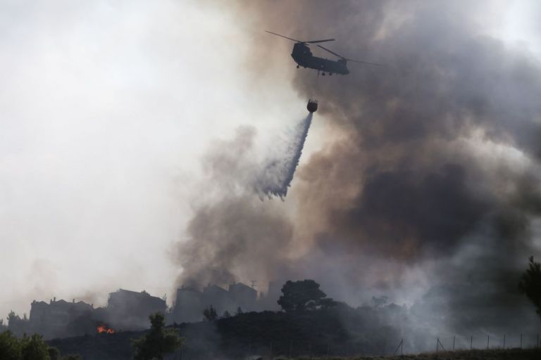 Νέα φωτιά στην Κόρινθο – Ξέσπασε στο Λουτράκι