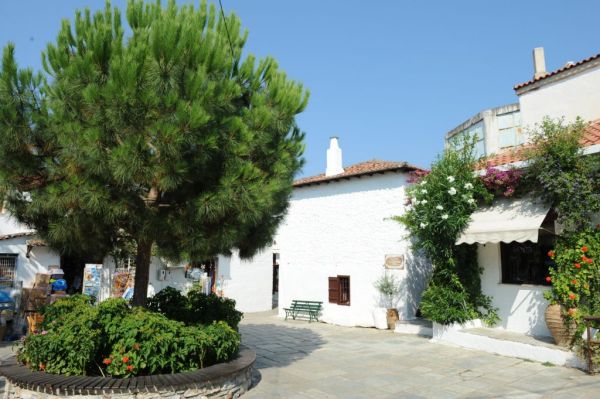 Σκιάθος : Ο Παπαδιαμάντης και η Φόνισσα