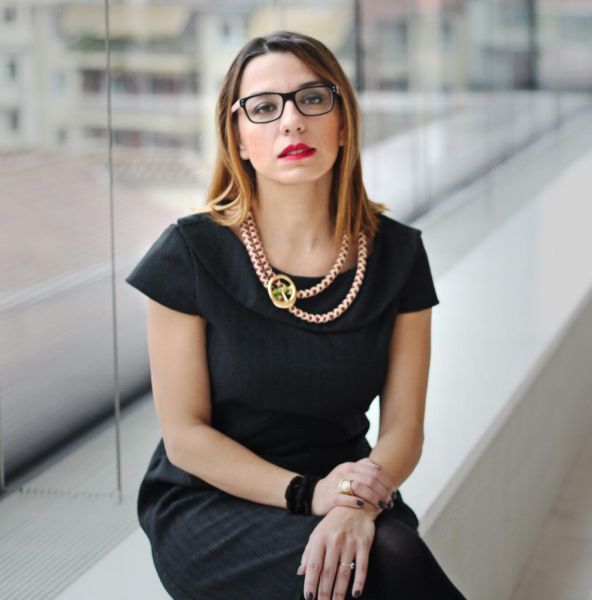 Η Ρουμπίνη Μοσχοχωρίτη μιλάει στο in.gr για το project «Η Αθήνα τη νύχτα – restart»