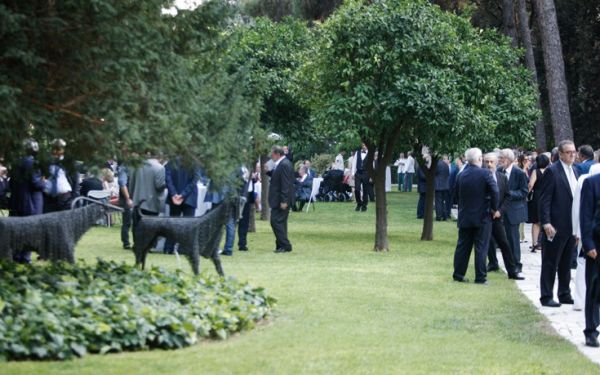 Ποιοι θα πάνε στη δεξίωση στο Προεδρικό