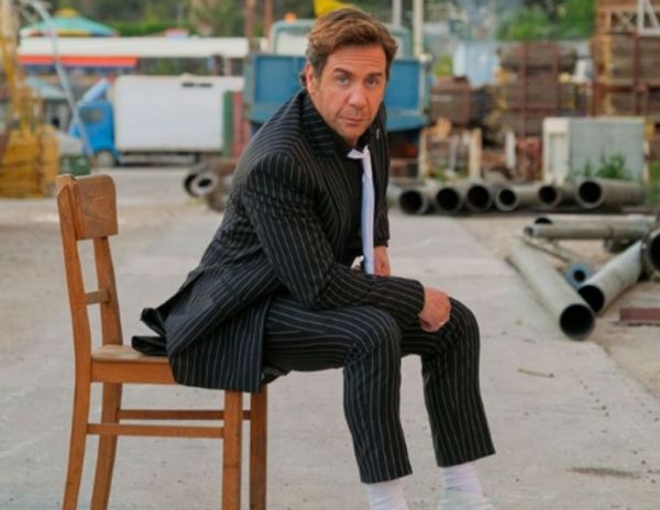 Γιώργος Μαζωνάκης: Η οικογενειακή φωτογραφία που ψάχνει τίτλο!