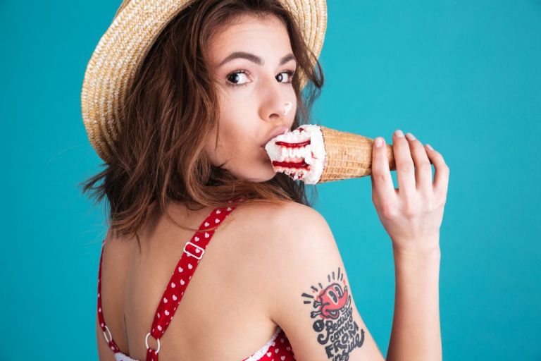 Γιατί θέλω να τρώω συνέχεια γλυκά;