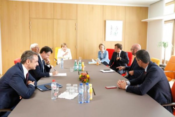 Ταμείο Ανάκαμψης : Νέα συνάντηση Μητσοτάκη με ηγέτες του Νότου και του Βορρά