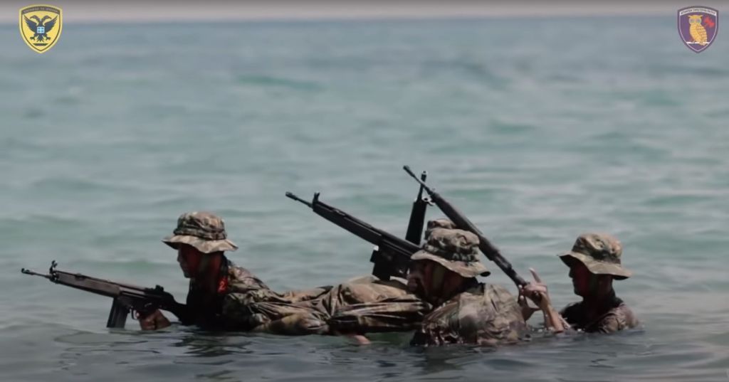 Εντυπωσιακές εικόνες από τη σκληρή θερινή εκπαίδευση της Σχολής Μονίμων Υπαξιωματικών