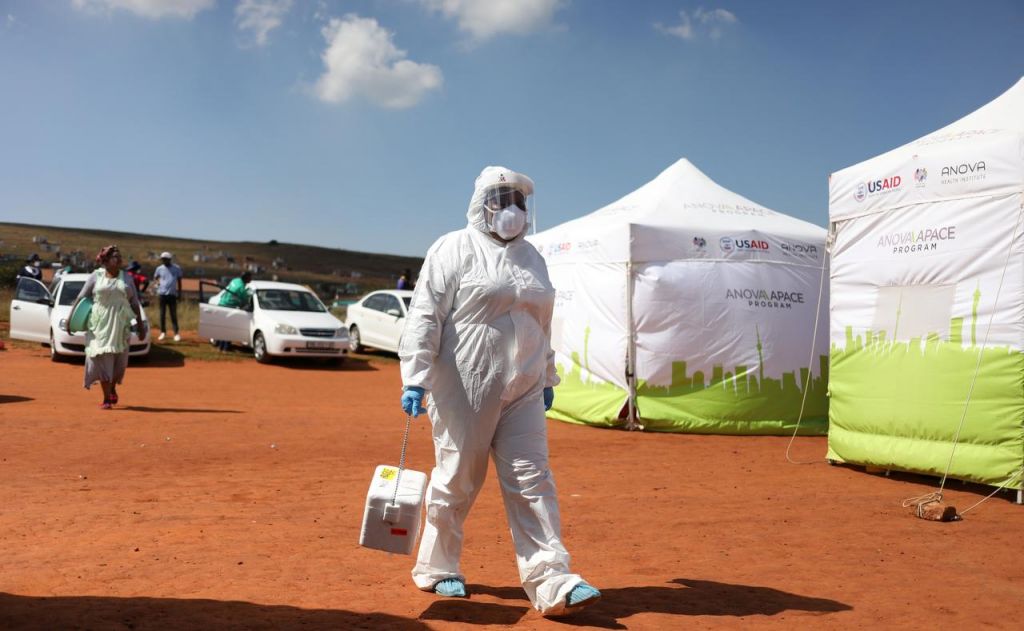 Κοροναϊός : Επιστρέφουν τα μέτρα και στη Νότια Αφρική λόγω αύξησης κρουσμάτων