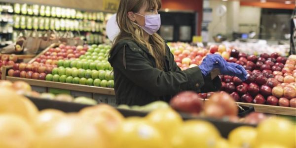 Κοροναϊός: Πώς φτάσαμε στην υποχρεωτική χρήση μάσκας στα σουπερμάρκετ –  Κρίσιμο το επόμενο 15ημερο για νέα μέτρα