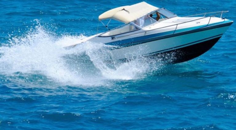 Ταχύπλοο χτύπησε άνδρα στο Μαρμάρι