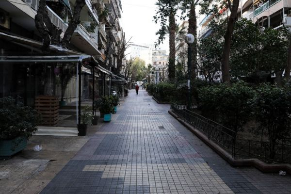 Κοροναϊός : Τη μείωση ενοικίων σε καφέ – εστιατόρια για άλλους τρεις μήνες εξετάζει το ΥΠΟΙΚ