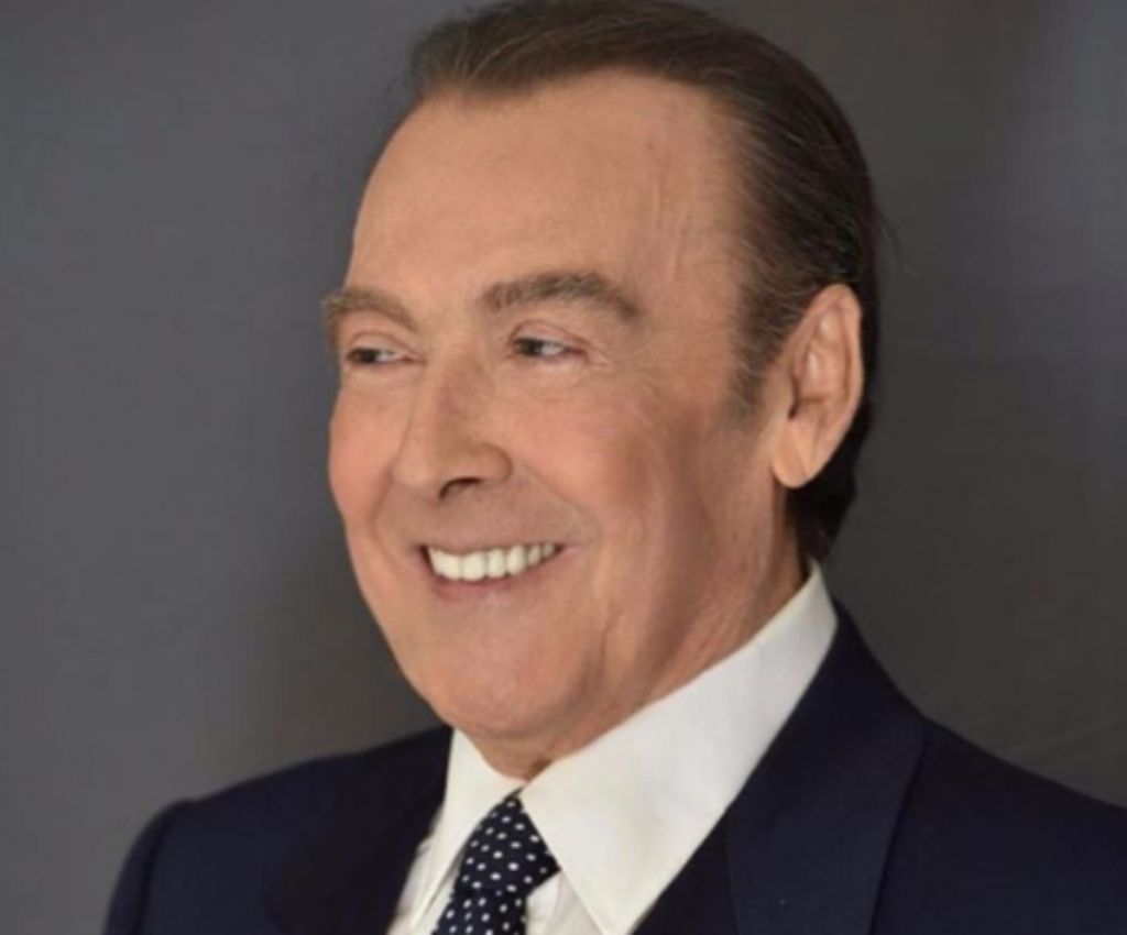 Τόλης Βοσκόπουλος: Γιόρτασε οικογενειακά τα γενέθλια του