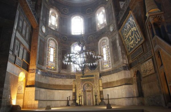 Ανυπόμονος ο Ερντογάν για την Αγία Σοφία : Υφαίνονται θερμαινόμενα χαλιά – Τι θα γίνει με τα ψηφιδωτά