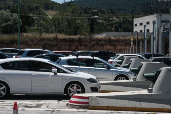 Άρση μέτρων : Πόσα άτομα επιτρέπονται στο αυτοκίνητο μέχρι 12 Ιουλίου