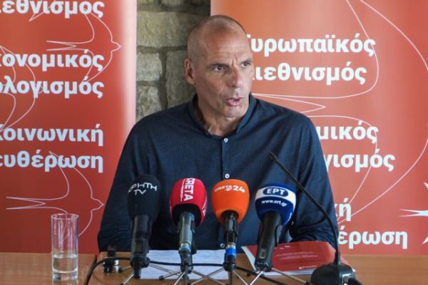 Βαρουφάκης: Φιάσκο η ελληνική διπλωματία της «περικύκλωσης» της Τουρκίας