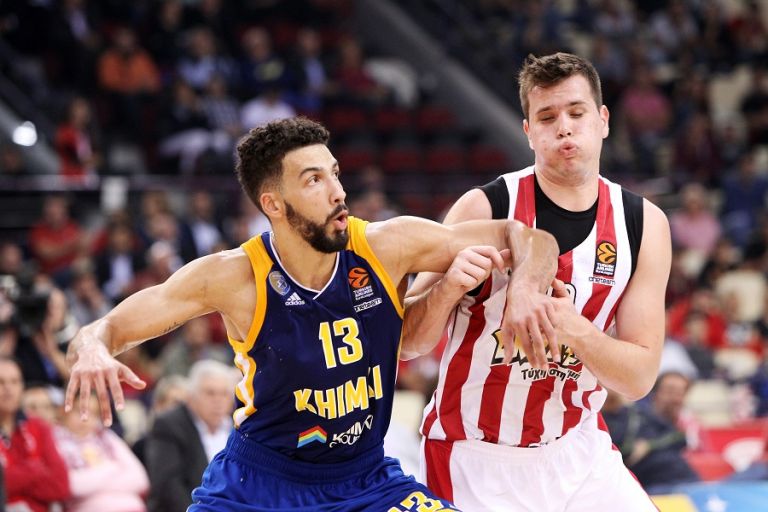 Τζένεραλ μάνατζερ Χίμκι: «Ο Γκιλ δεν είναι στα πλάνα του προπονητή»