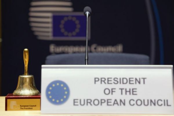 Οι αντιδράσεις των κομμάτων για το Ταμείο Ανάκαμψης : Ποιοι μιλούν για μνημόνιο