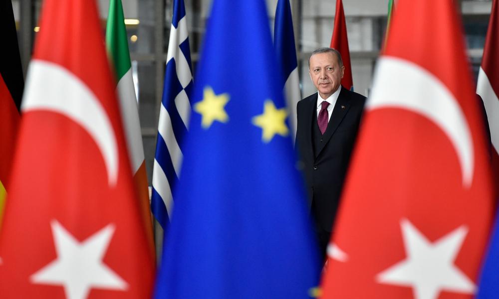 Τουρκία : Γυρίζει την πλάτη στη Δύση ή συμβαίνει κάτι άλλο;
