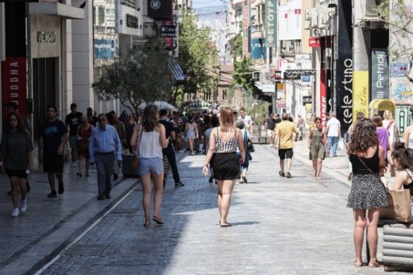 «Καμπανάκι» για τον κοροναϊό: Υπάρχει διασπορά στην κοινότητα, προσοχή σε Αθήνα και Θεσσαλονίκη