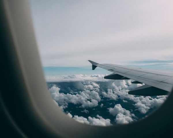 Αεροπορικές εταιρείες σε επιβάτες : «Πάρτε voucher, μην ζητάτε πίσω χρήματα»