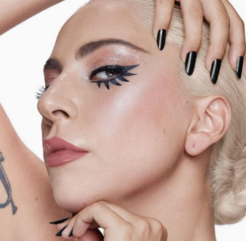 Γιατί κάνουμε τους «δύσκολους» όταν μας αρέσει κάποιος πολύ;