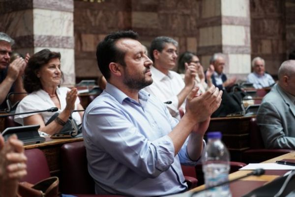 Έρχεται προανακριτική επιτροπή στη βουλή για το Νίκο Παππά;