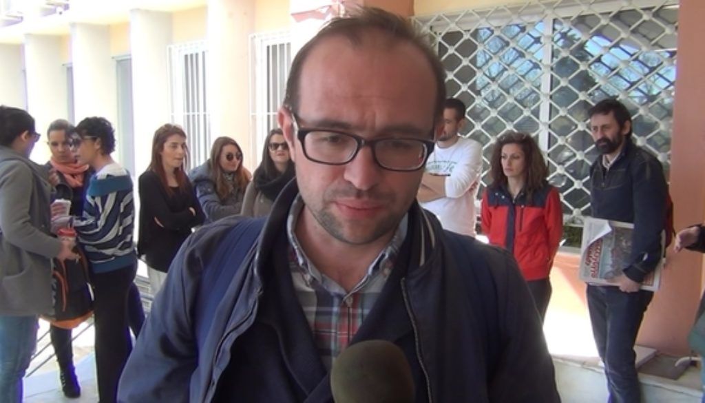 Συγκεντρώσεις αλληλεγγύης για τνον διωκόμενο εκπαιδευτικό Τζεμαλή Μηλιαζήμ