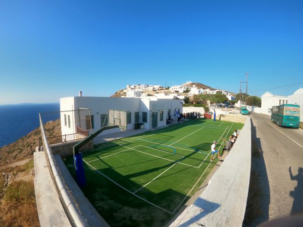 Η Stoiximan στο πλευρό των Μικρών Ηρώων στη Σίκινο