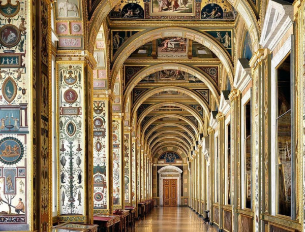 «Cabinet of Curiosities»: Design και τέχνη συναντιούνται σε ένα φωτογραφικό άλμπουμ