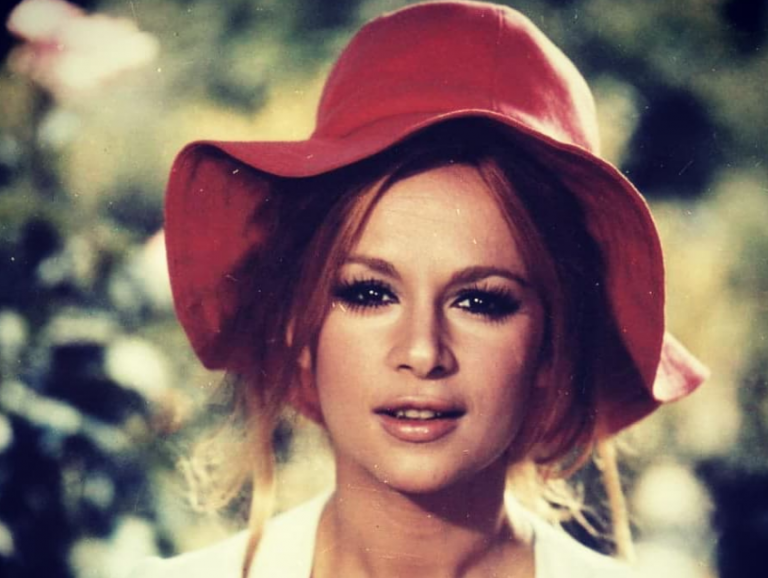 Αλίκη Βουγιουκλάκη : Σπάνιο ντοκουμέντο από φωτογράφησή της