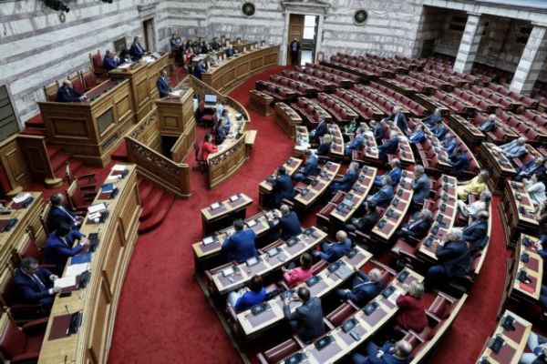 Διαδηλώσεις – ΚΙΝΑΛ: Κατέθεσε τροπολογία για κατάργηση της αστικής ευθύνης του οργανωτή