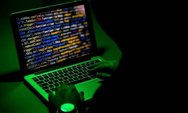 Απίστευτες απάτες: Παίρνουν λεφτά από τους λογαριασμούς μας με ψηφιακά «κόλπα»