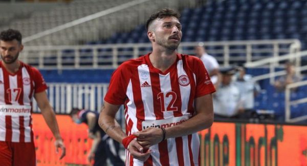 LIVE: Ολυμπιακός-Φοίνικας Σύρου 3-0 σετ (τελικό)