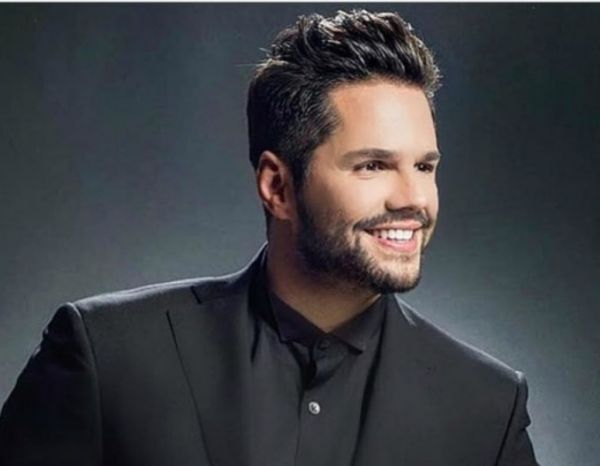 Γιώργος Τσαλίκης: Η φωτογραφία από την αποφοίτηση του γιου του