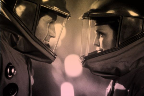 «Ο έρωτας στα χρόνια του κοροναϊού»: Μια σειρά για την πανδημία