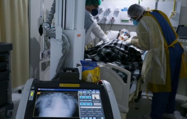 Κοροναϊός : 28 νέα κρούσματα, τα 13 εντοπίστηκαν στις πύλες εισόδου της χώρας – Η γεωγραφική κατανομή [Γραφήματα]