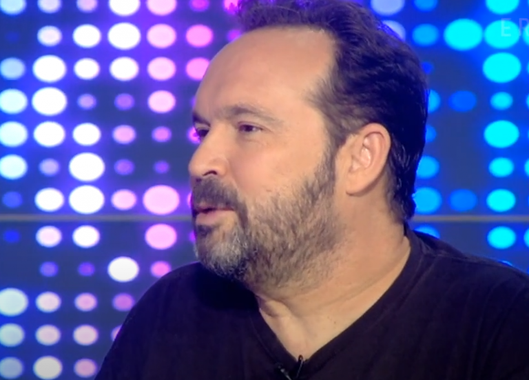 Κώστας Μακεδόνας : Η άγνωστη ιστορία για το «Παρ’το Λίζα»