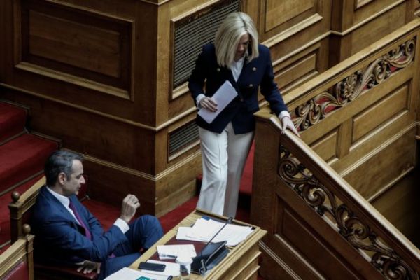 Μητσοτάκης – Γεννηματά: Μπρα ντε φερ για Σαμαρά, σοσιαλδημοκρατία, Καμίνη και διαδηλώσεις