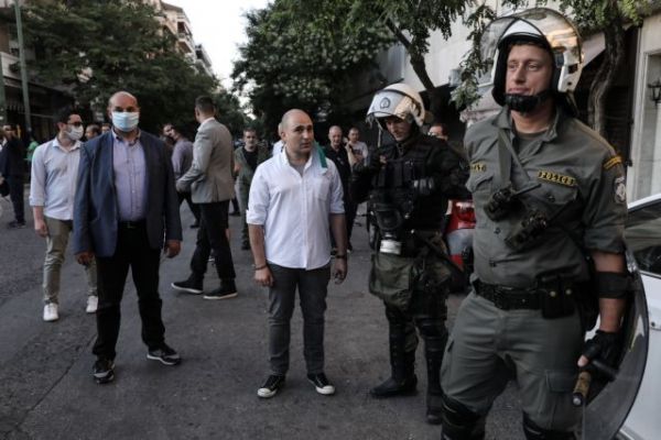 Μπογδάνος κατά δημοσιογράφων και κατά της ΕΣΗΕΑ