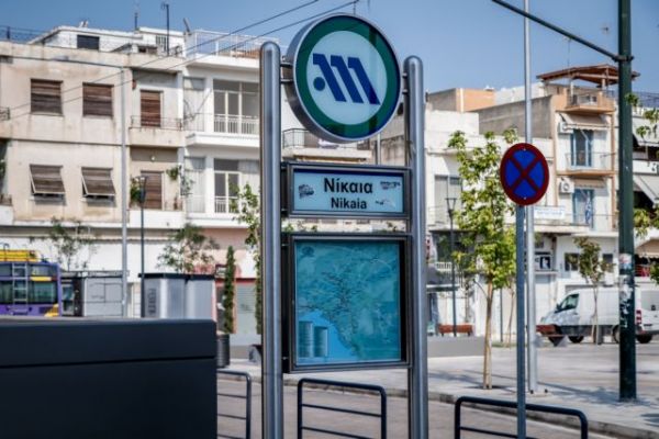 Μητσοτάκης στη Νίκαια για την επέκταση του Μετρό : Το είπαμε, το κάναμε, μιλάνε τα έργα μας