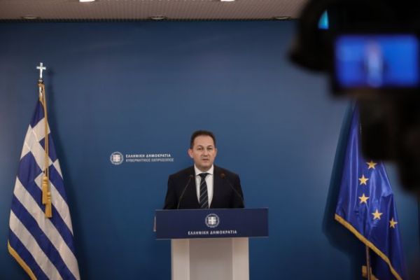 Πέτσας για Σύνοδο Κορυφής: Η ΕΕ πρέπει να ανταποκριθεί στις προκλήσεις των καιρών