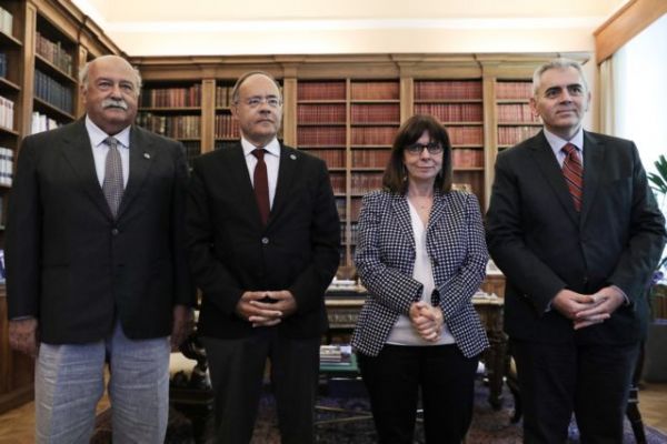 Αγία Σοφία : Στηρίζει το έργο της Διακοινοβουλευτικής Συνέλευσης της Ορθοδοξίας η ΠτΔ