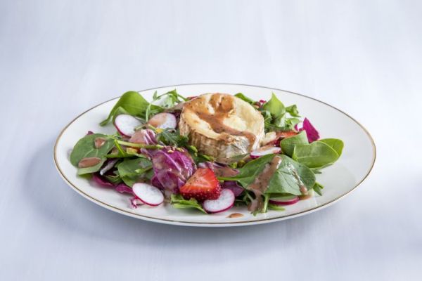 Σαλάτα με κατσικίσιο τυρί και βινεγκρέτ- έκπληξη