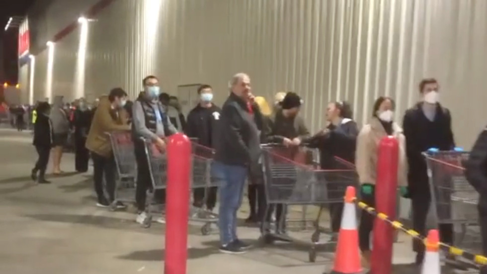 Μελβούρνη: Πανικός στα σουπερμάρκετ λόγω lockdown