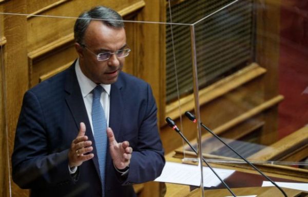 Νέο θεσμικό πλαίσιο ρύθμισης οφειλών προανήγγειλε ο Σταϊκούρας